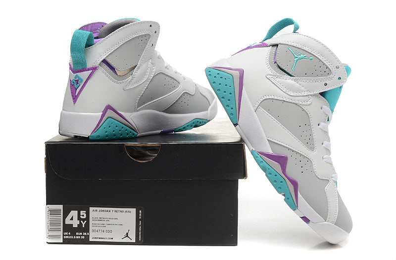Jordan Air Jordan 7 Retro GS Sneakers, Black and Gold