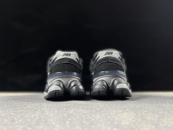 New Balance 9060 Black and Grey Sneakers U9060BB