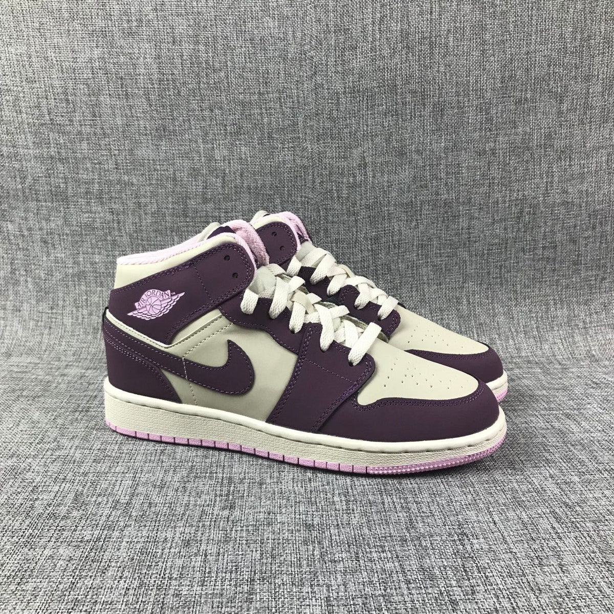 Air Jordan 1 Mid GS Sneakers White Purple Pink