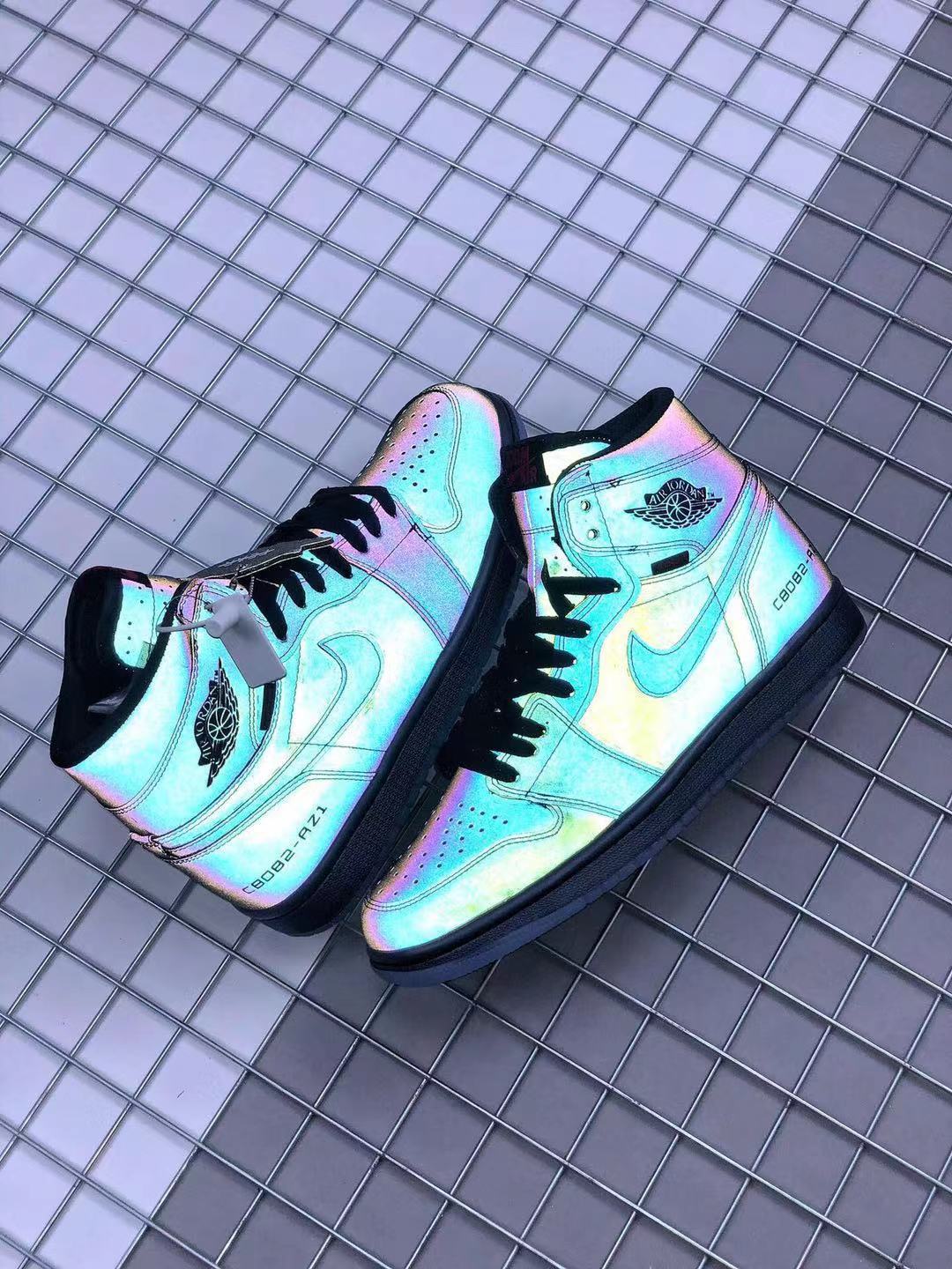Air Jordan 1 High Zoom R2T Chameleon Black Sneakers