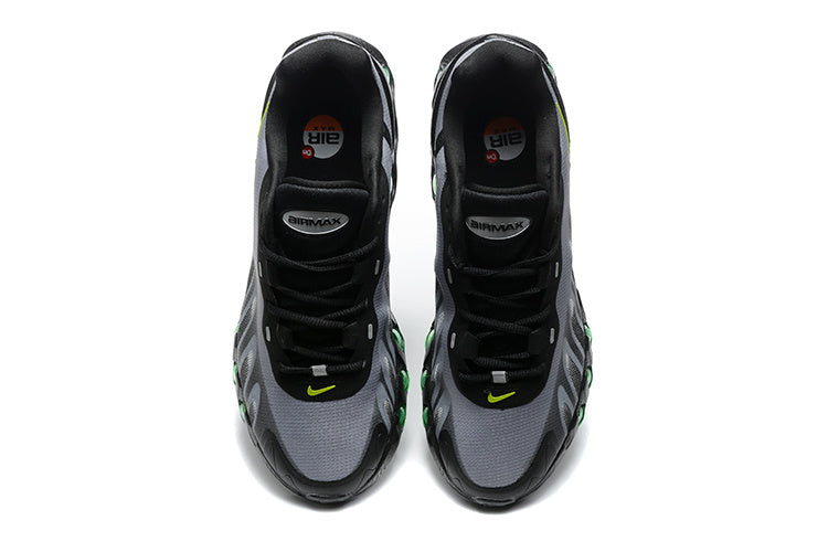 Nike Air Max Sneakers in Grey, Black and Green