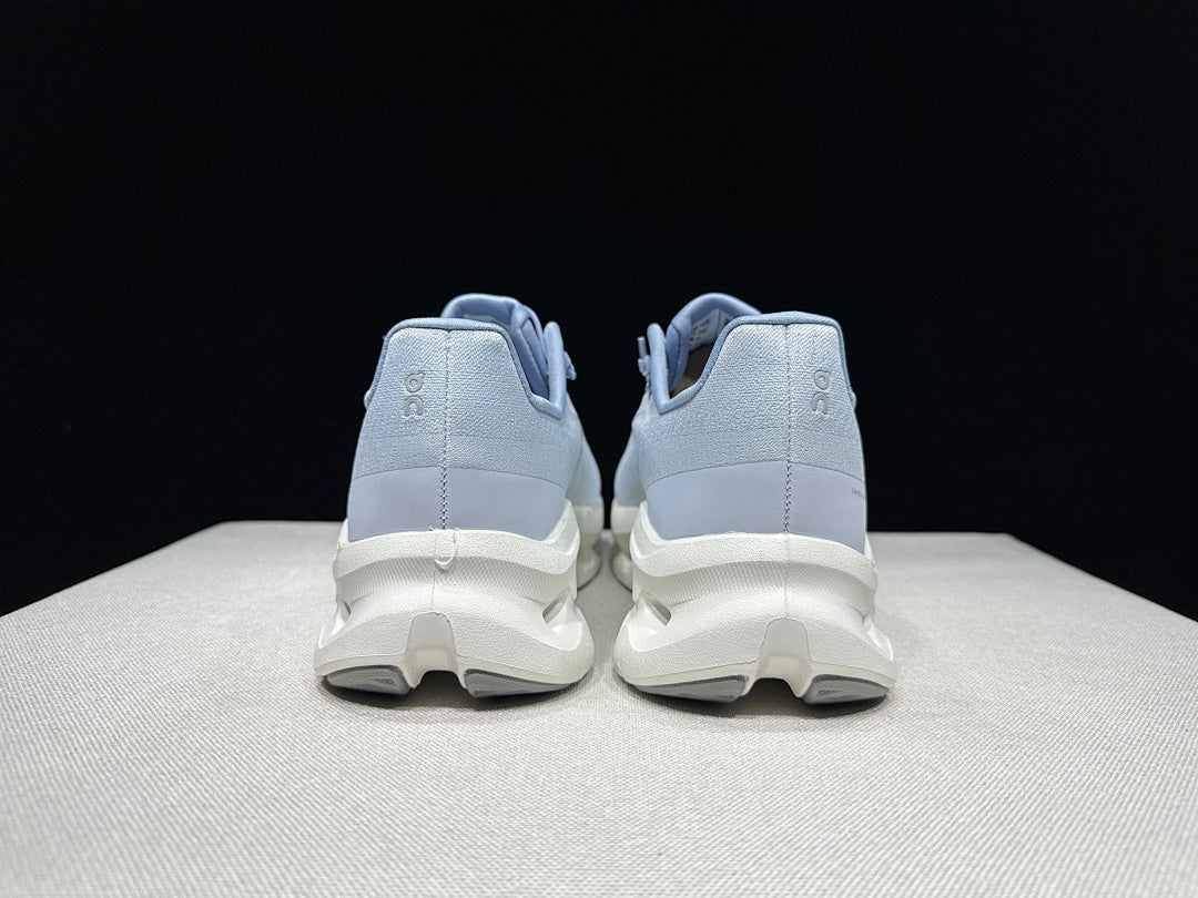 On Cloudtilt Sneakers in Light Blue