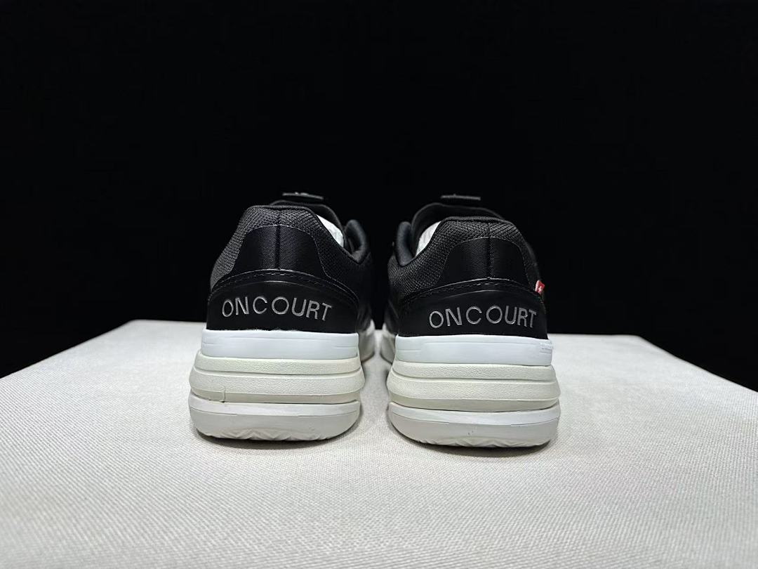 On THE ROGER Clubhouse Pro Tennis Sneakers Black and White