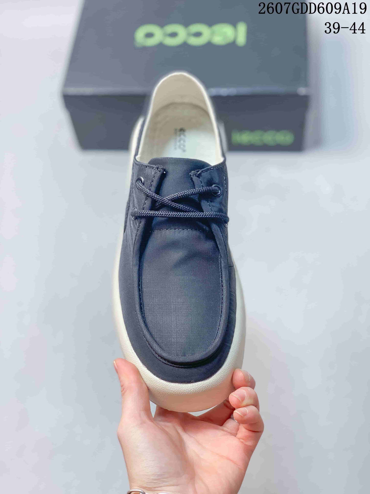 ECCO Navy Lace-Up Sneakers 2607GDD609A19
