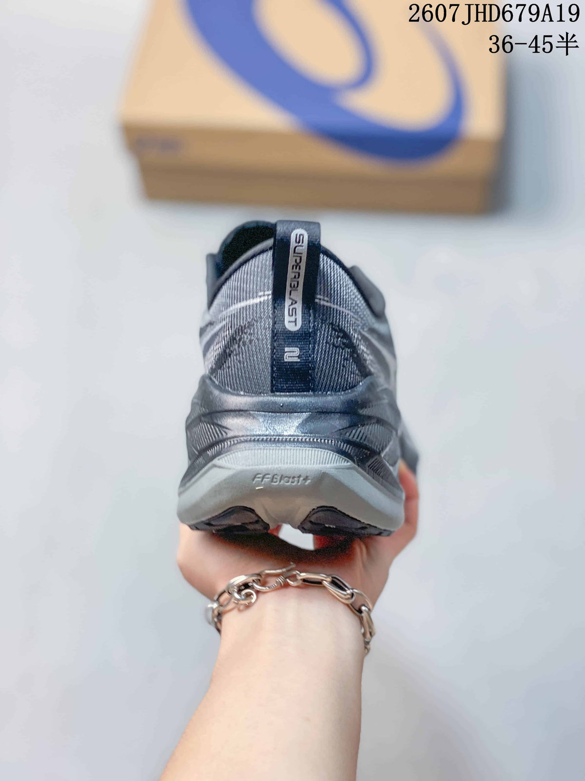 ASICS Superblast 2 Paris Running Sneakers Gray