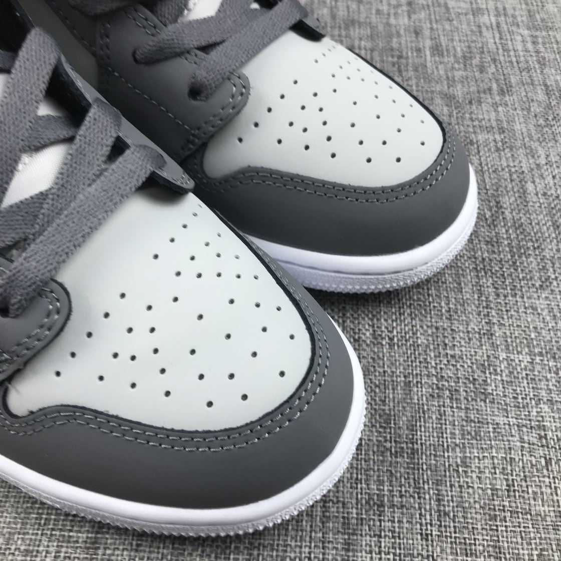 Air Jordan 1 Mid Grey Volt Sneakers 554724-072