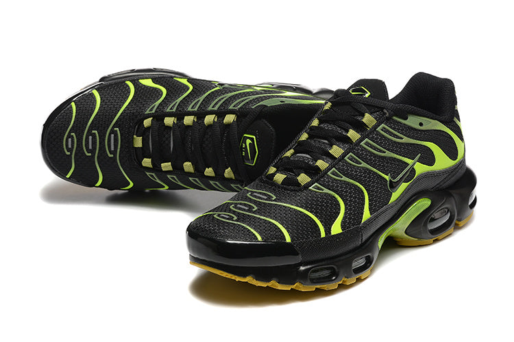 Nike Air Max Plus Black Volt Sneakers DM0032-010