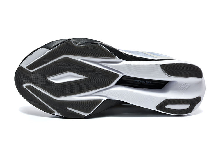 New Balance SC Elite White and Black Running Shoes