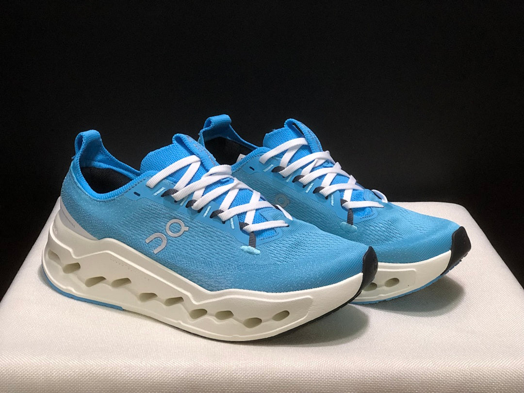 On Cloudsurfer Max Running Shoes, Sky Blue