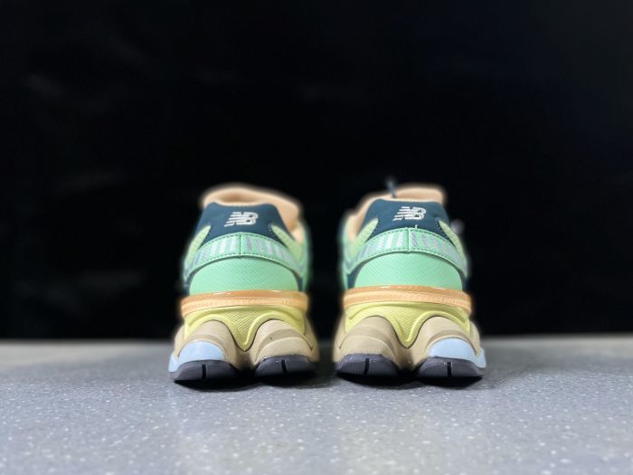 New Balance U9060TMA Sneakers in Mint Green