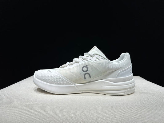 On THE ROGER Advantage Pro White Tennis Sneakers