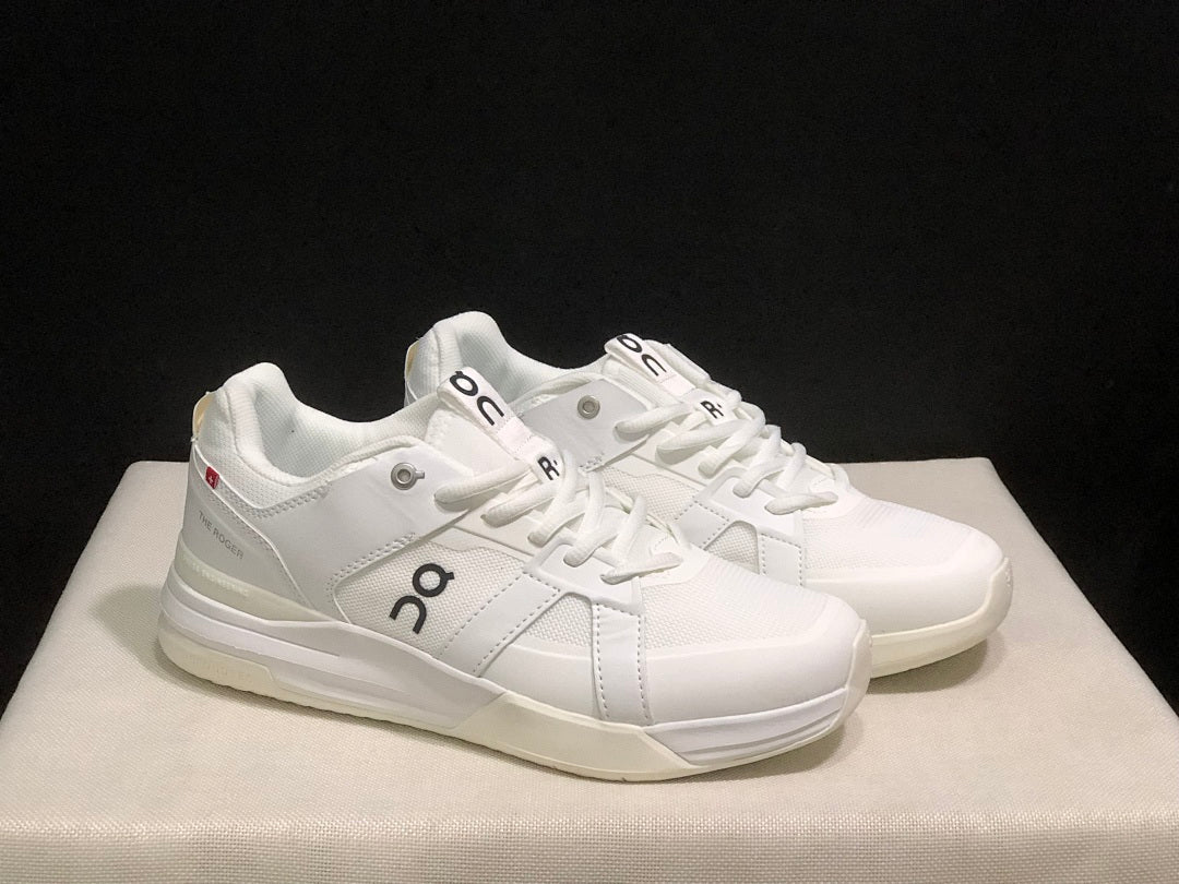 On The Roger Clubhouse Pro White Sneakers