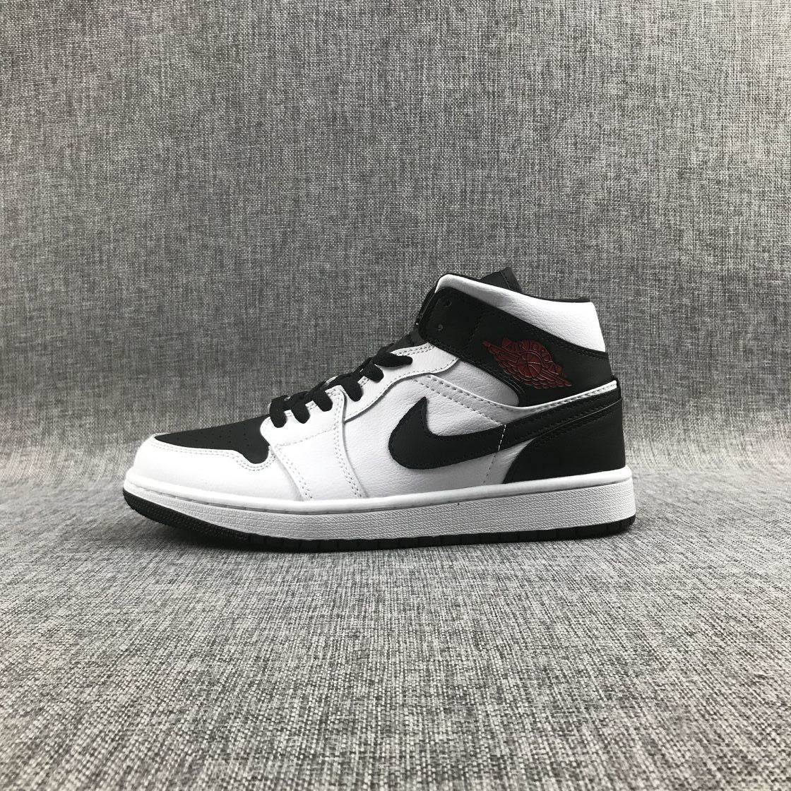 Jordan 1 Mid Reverse Black Toe Black and White Sneakers BQ6472-101