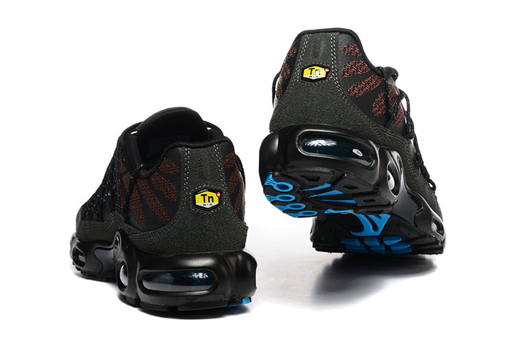 Nike Air Max Plus Sneakers Black and Burgundy FD0670-201