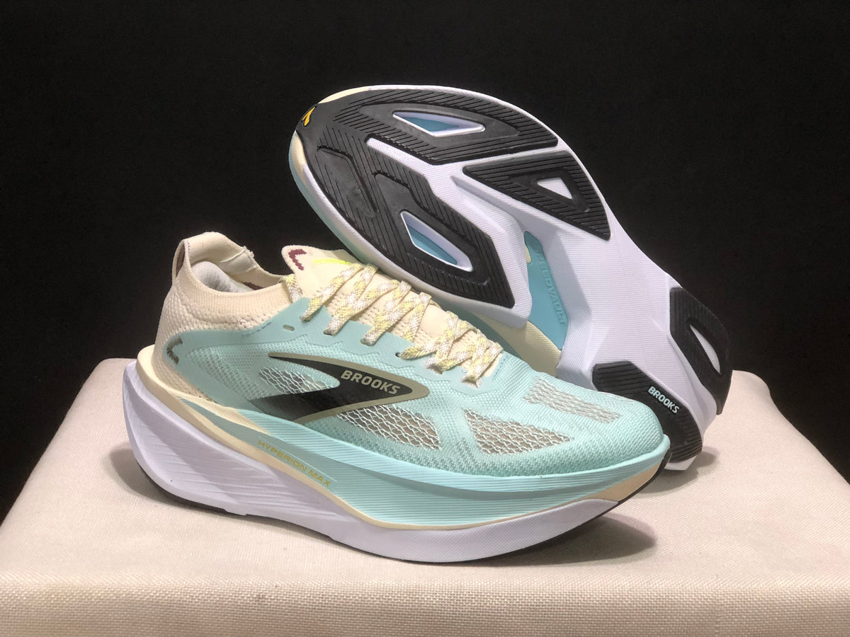 Brooks Hyperion Max 3 Running Shoes, Blue and Cream