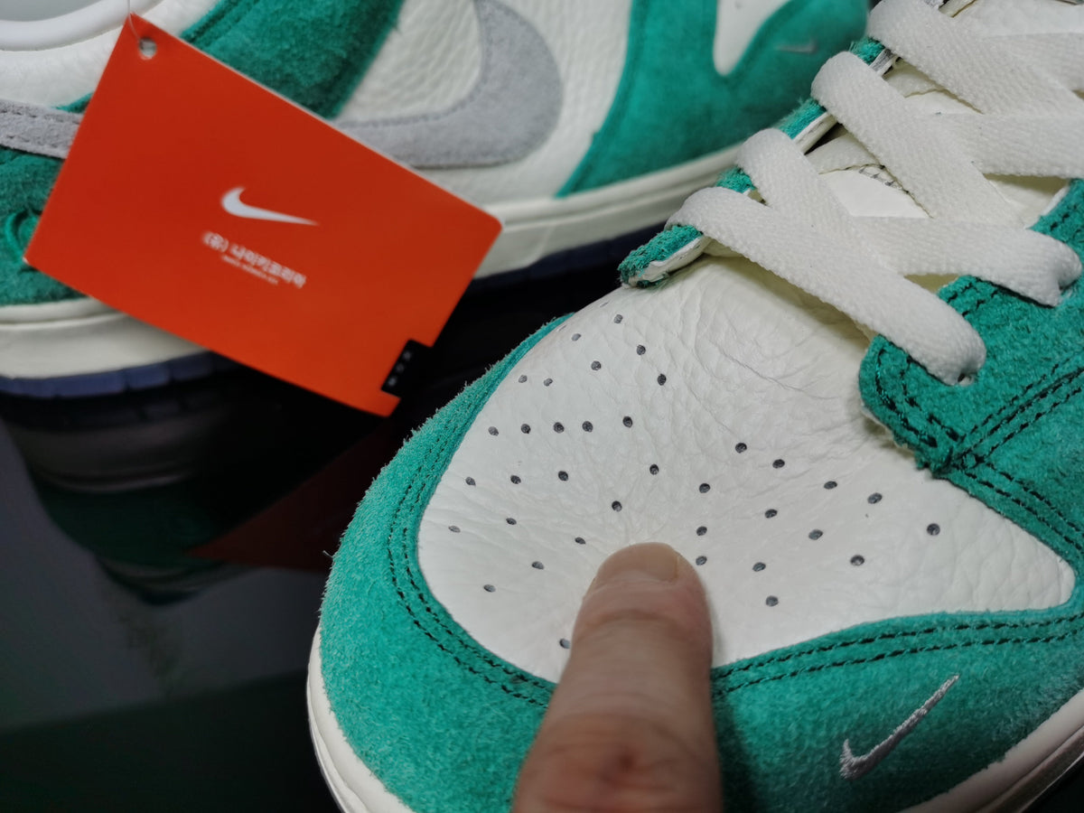 Nike SB Dunk Low Kasina White Mint Green Sneakers