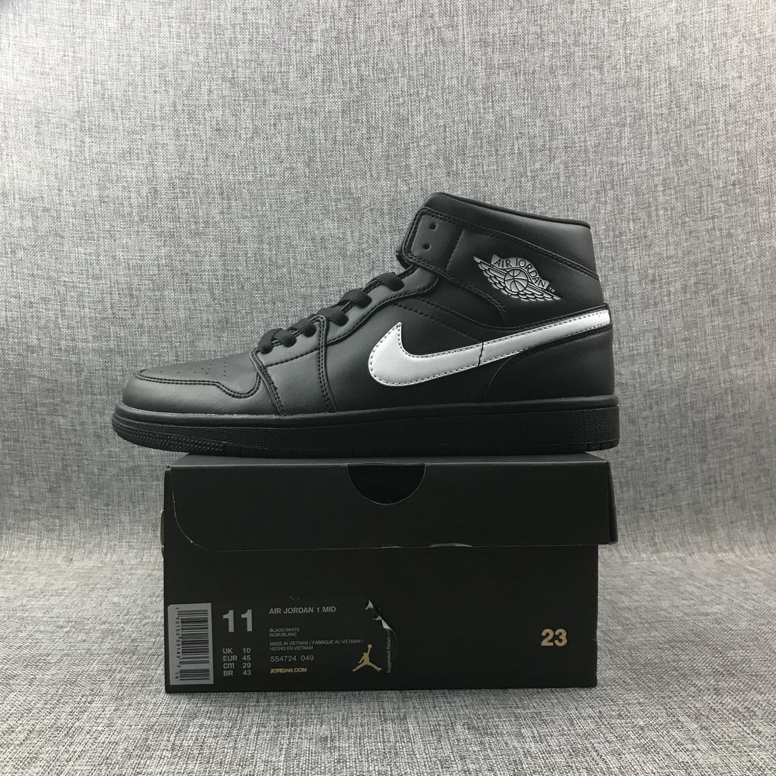 Air Jordan 1 Mid Black White Sneakers 554724-049