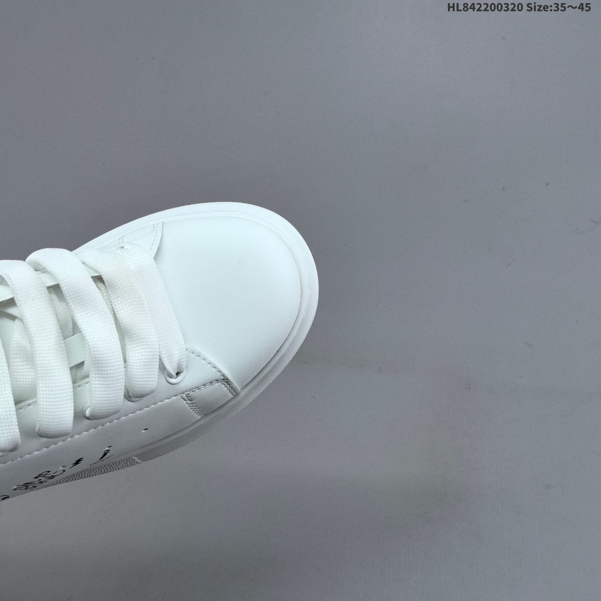 Alexander McQueen Oversized Low-Top Sneakers, White and Black